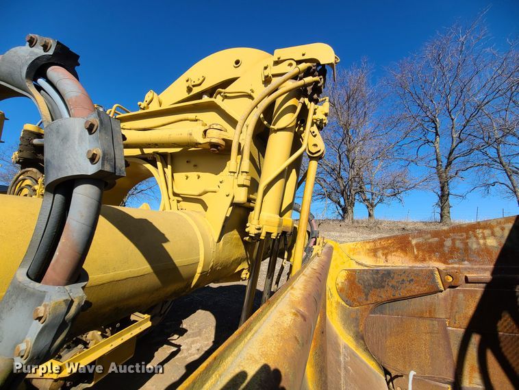 image for item DJ1722 1984 Caterpillar 627B  conventional scraper