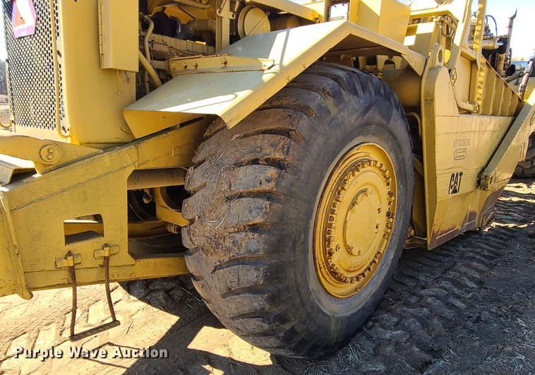 image for item DJ1722 1984 Caterpillar 627B  conventional scraper