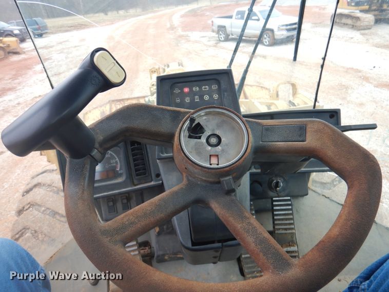 image for item DJ3814 1999 Caterpillar 950G  wheel loader