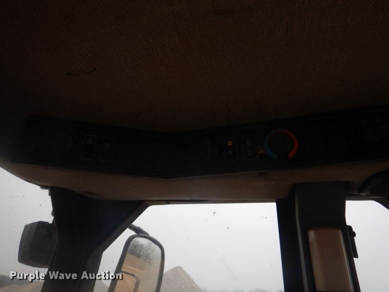 image for item DJ3814 1999 Caterpillar 950G  wheel loader