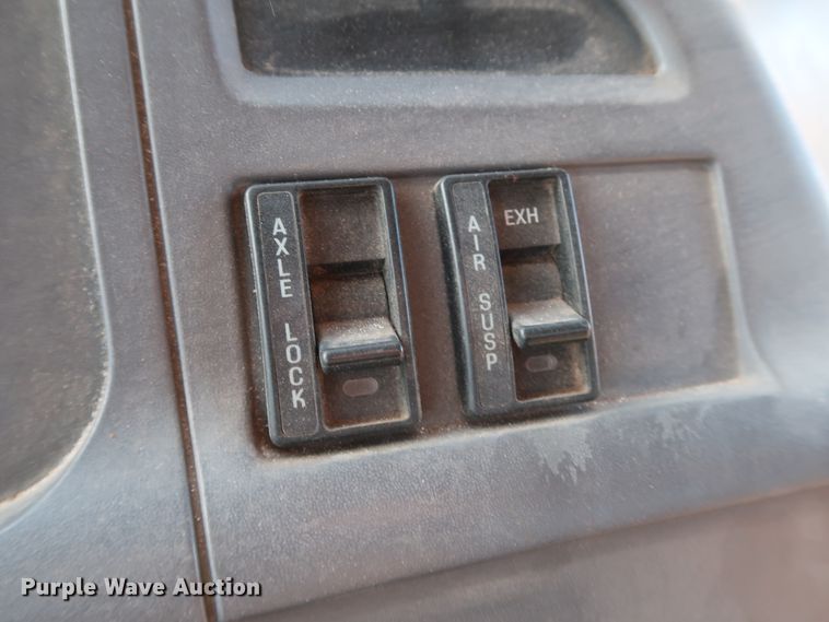 image for item DK3560 2000 Sterling LT7500  flatbed truck