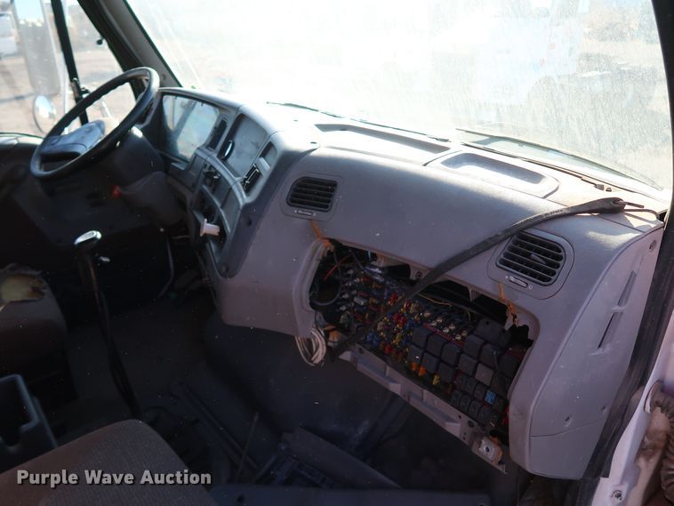 image for item DK3560 2000 Sterling LT7500  flatbed truck