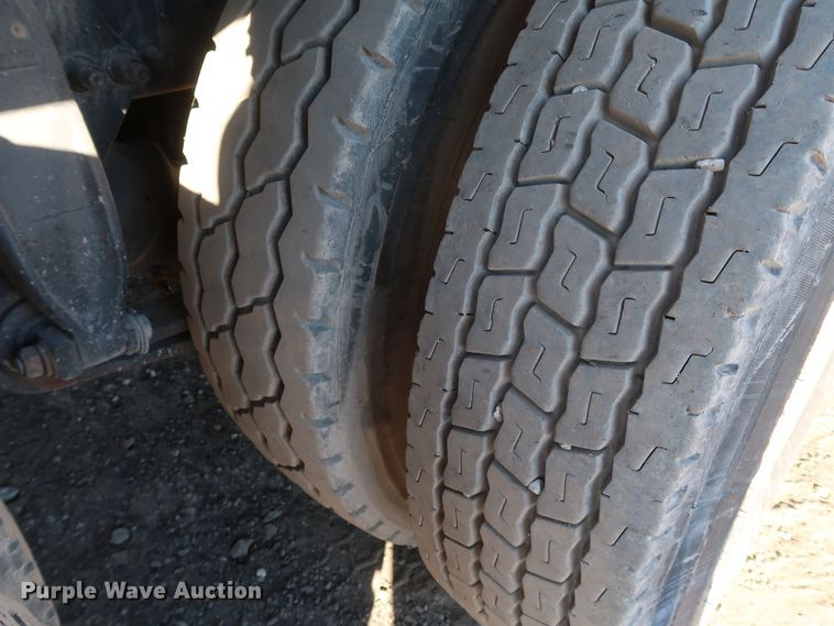 image for item DK3560 2000 Sterling LT7500  flatbed truck