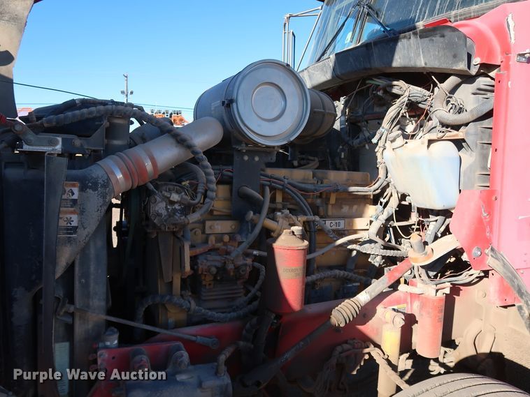 image for item DK3563 2004 Kenworth T800  semi truck