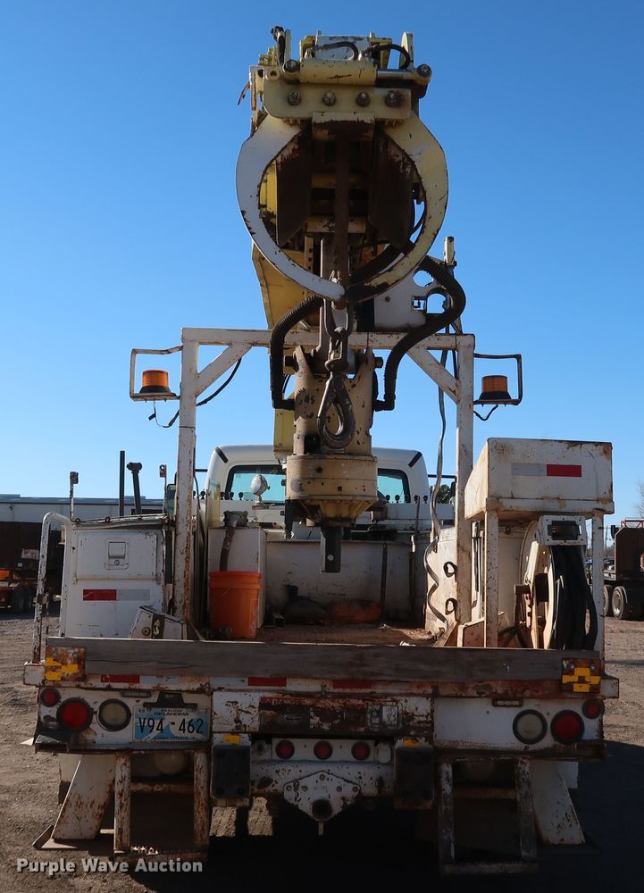 image for item DK3564 2006 Freightliner M2 106  digger derrick truck