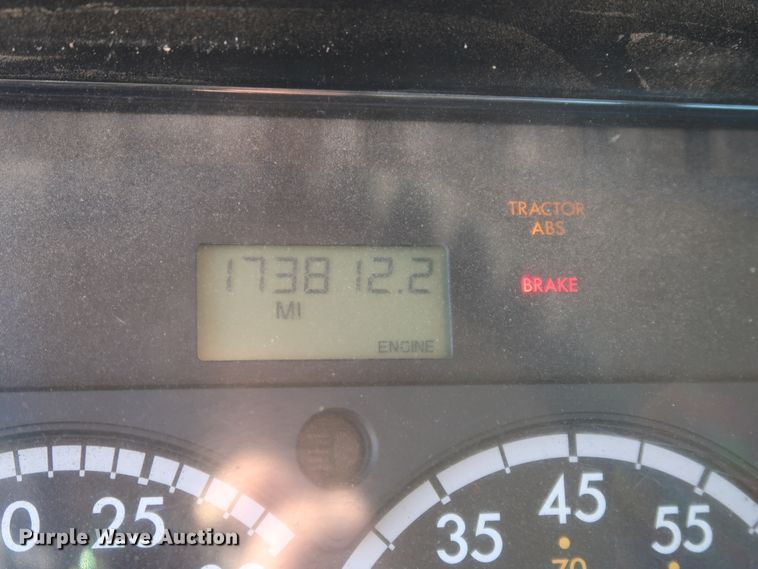 image for item DK3564 2006 Freightliner M2 106  digger derrick truck