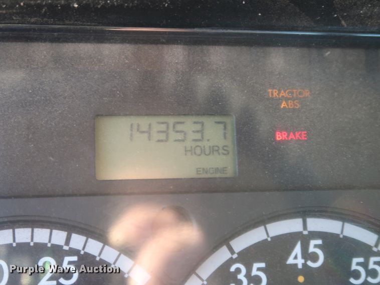 image for item DK3564 2006 Freightliner M2 106  digger derrick truck