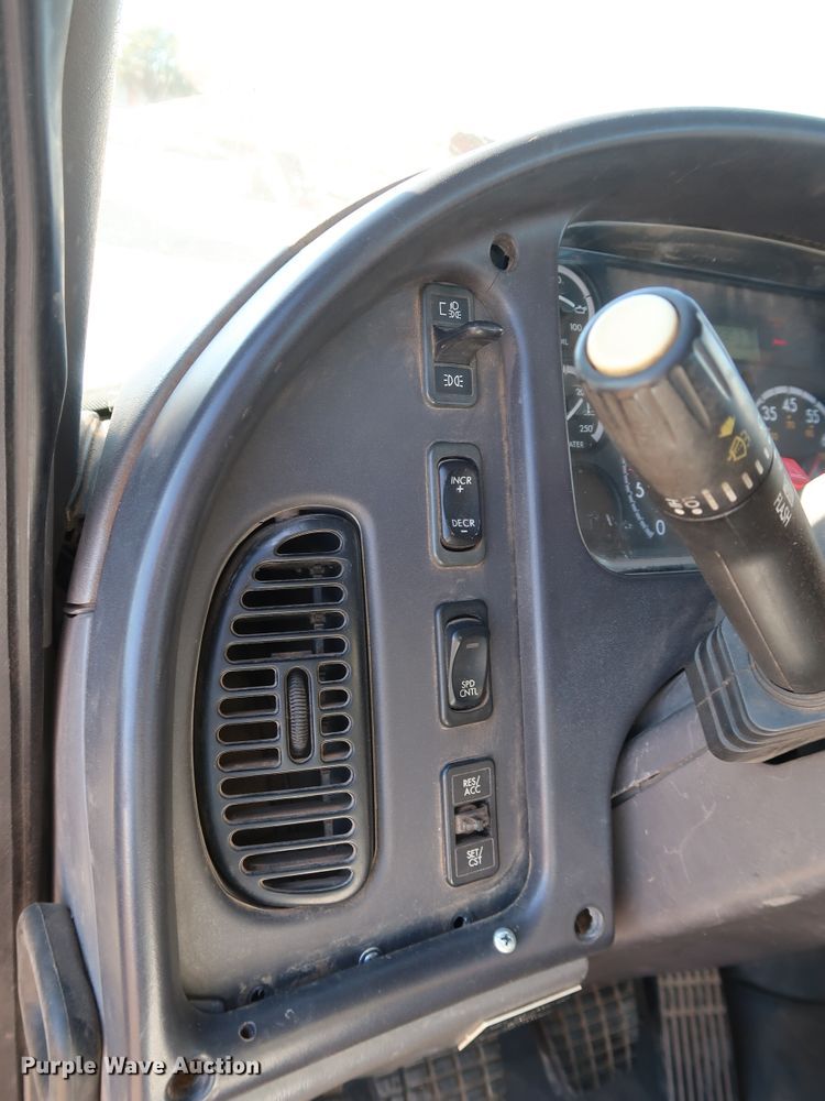 image for item DK3564 2006 Freightliner M2 106  digger derrick truck