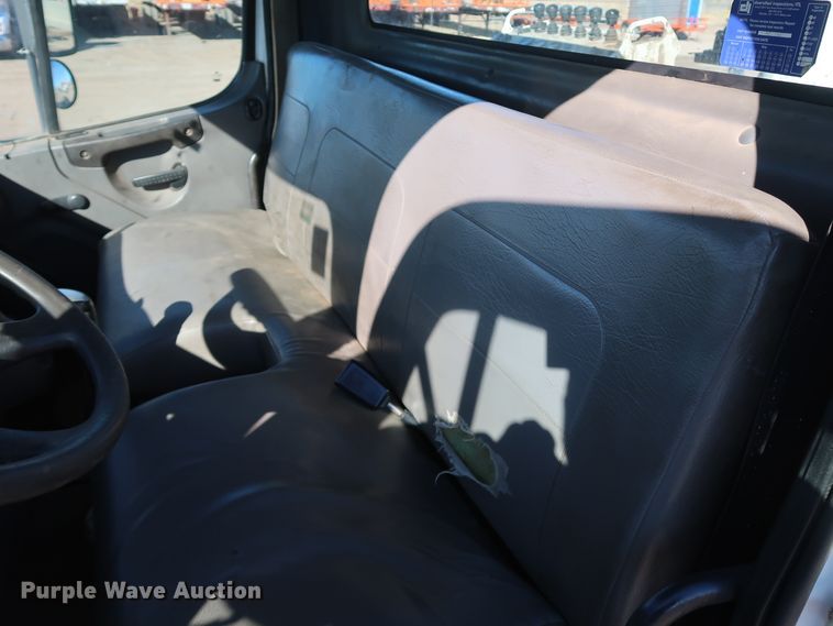 image for item DK3564 2006 Freightliner M2 106  digger derrick truck