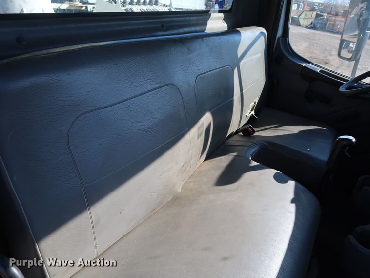 image for item DK3564 2006 Freightliner M2 106  digger derrick truck