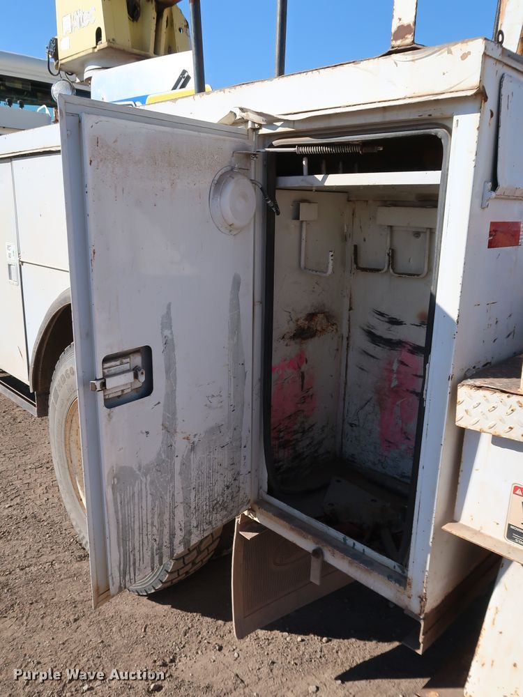 image for item DK3564 2006 Freightliner M2 106  digger derrick truck