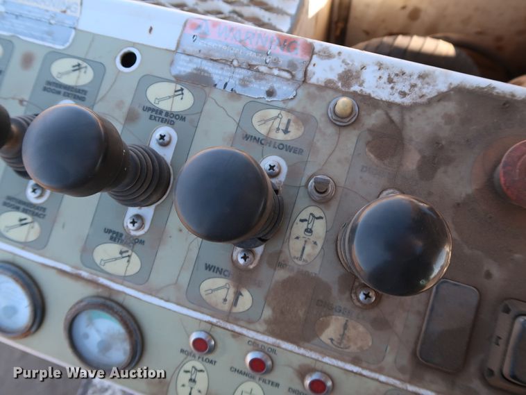 image for item DK3564 2006 Freightliner M2 106  digger derrick truck