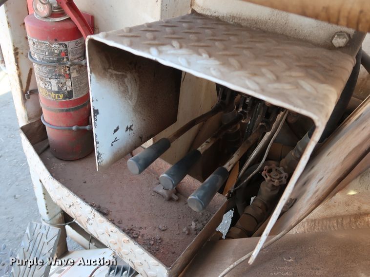 image for item DK3564 2006 Freightliner M2 106  digger derrick truck