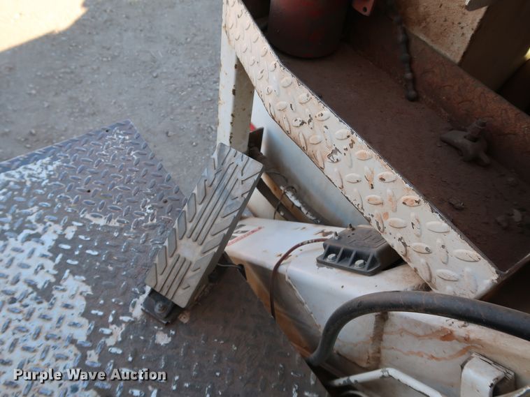 image for item DK3564 2006 Freightliner M2 106  digger derrick truck