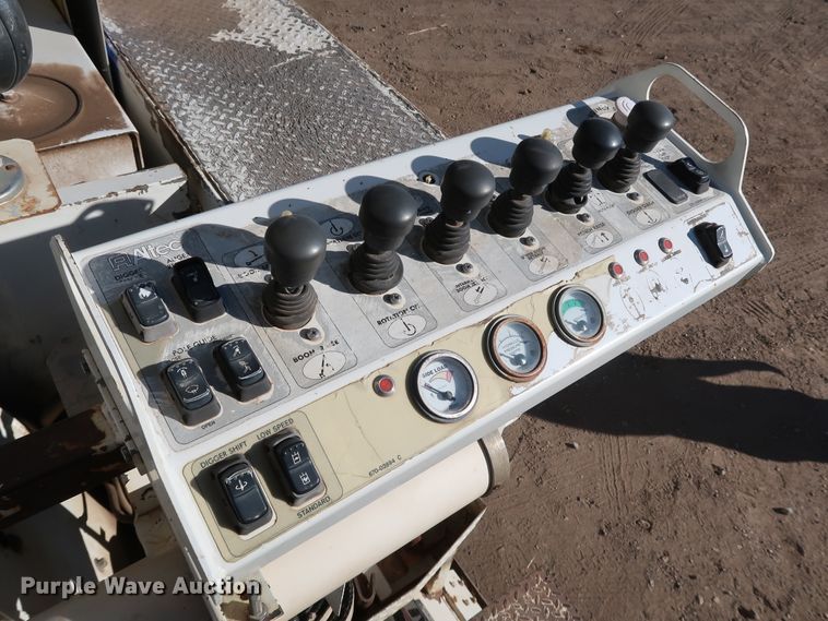 image for item DK3564 2006 Freightliner M2 106  digger derrick truck