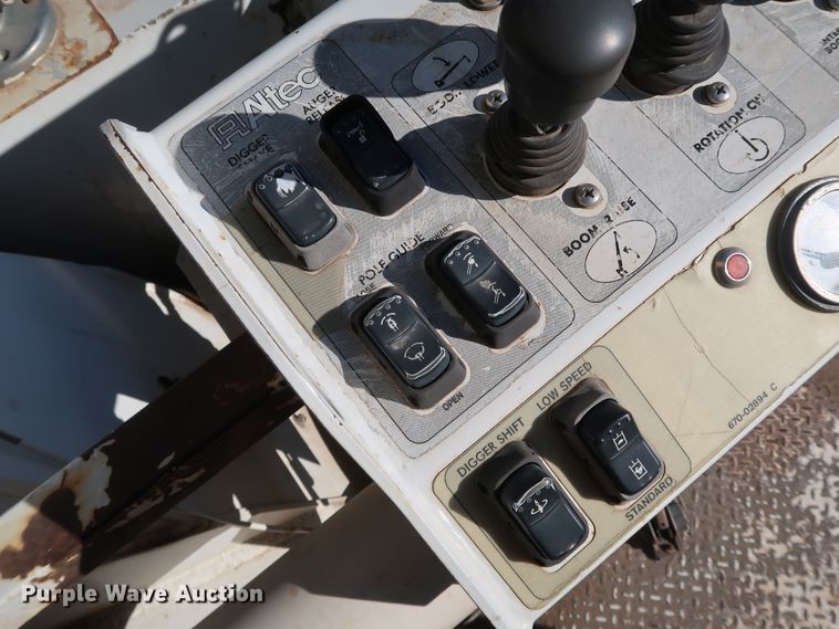 image for item DK3564 2006 Freightliner M2 106  digger derrick truck