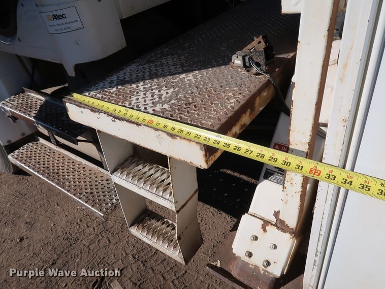 image for item DK3564 2006 Freightliner M2 106  digger derrick truck