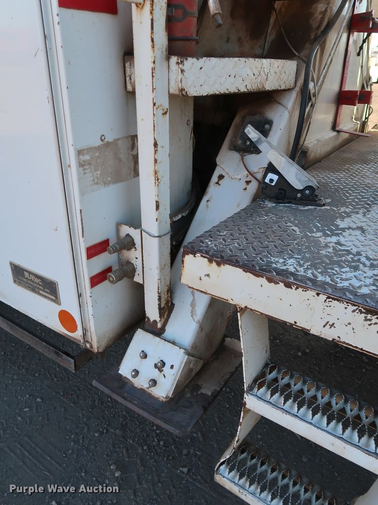 image for item DK3564 2006 Freightliner M2 106  digger derrick truck