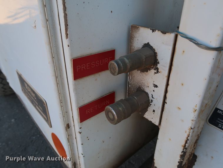 image for item DK3564 2006 Freightliner M2 106  digger derrick truck