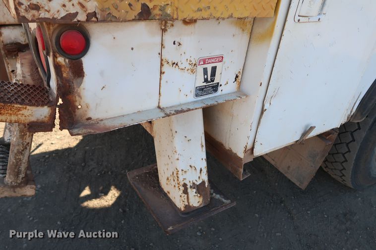 image for item DK3564 2006 Freightliner M2 106  digger derrick truck