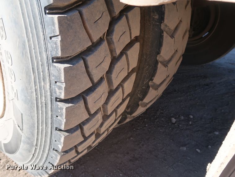 image for item DK3564 2006 Freightliner M2 106  digger derrick truck