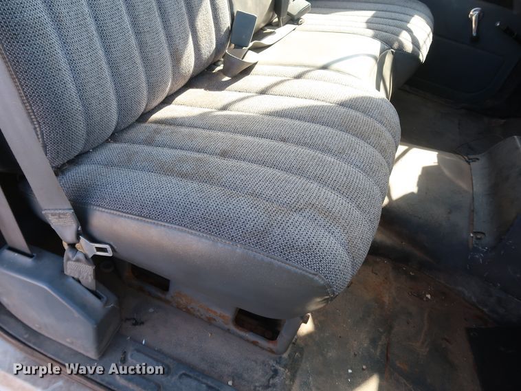 image for item DK3566 1992 GMC C5500  pressure digger truck