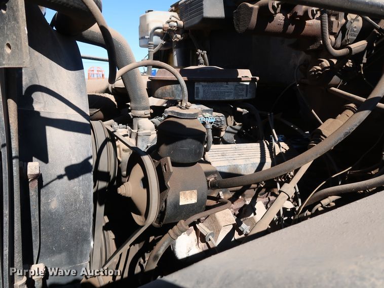 image for item DK3566 1992 GMC C5500  pressure digger truck