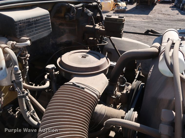 image for item DK3566 1992 GMC C5500  pressure digger truck