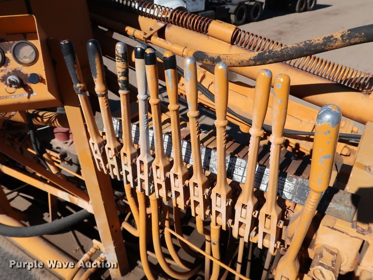 image for item DK3566 1992 GMC C5500  pressure digger truck