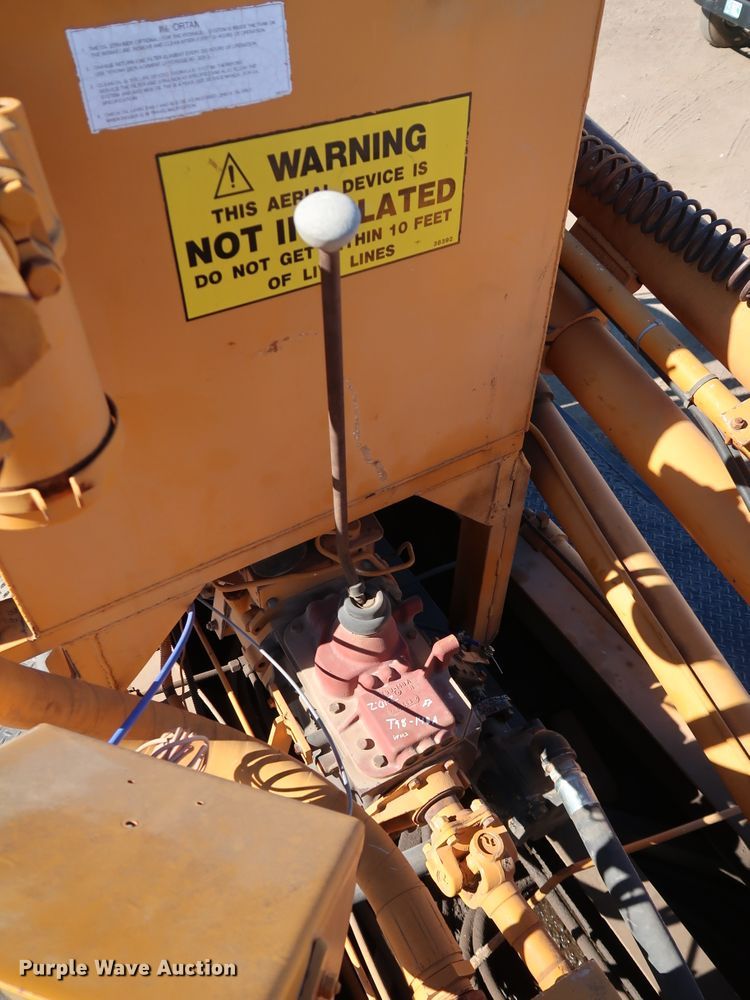 image for item DK3566 1992 GMC C5500  pressure digger truck