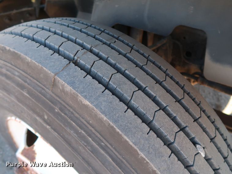 image for item DK3566 1992 GMC C5500  pressure digger truck