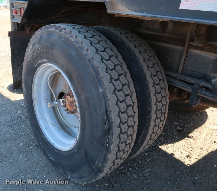 image for item DK3566 1992 GMC C5500  pressure digger truck