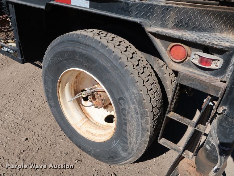 image for item DK3566 1992 GMC C5500  pressure digger truck