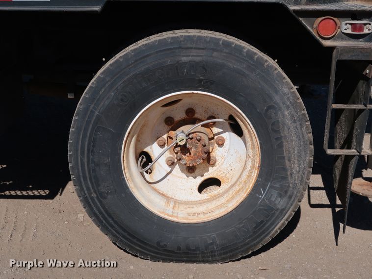 image for item DK3566 1992 GMC C5500  pressure digger truck