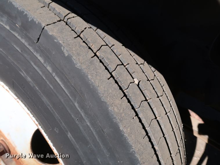 image for item DK3566 1992 GMC C5500  pressure digger truck