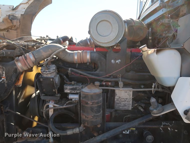 image for item DK3569 2003 Kenworth T800  semi truck