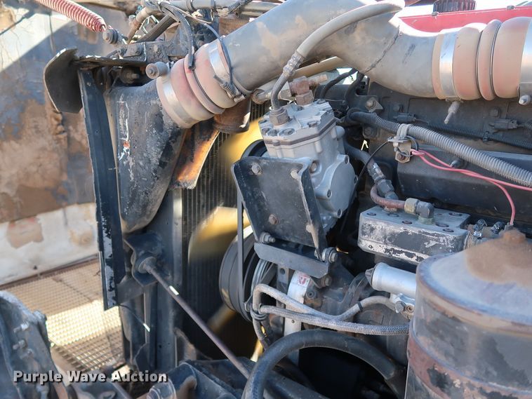 image for item DK3569 2003 Kenworth T800  semi truck