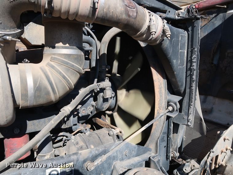 image for item DK3569 2003 Kenworth T800  semi truck