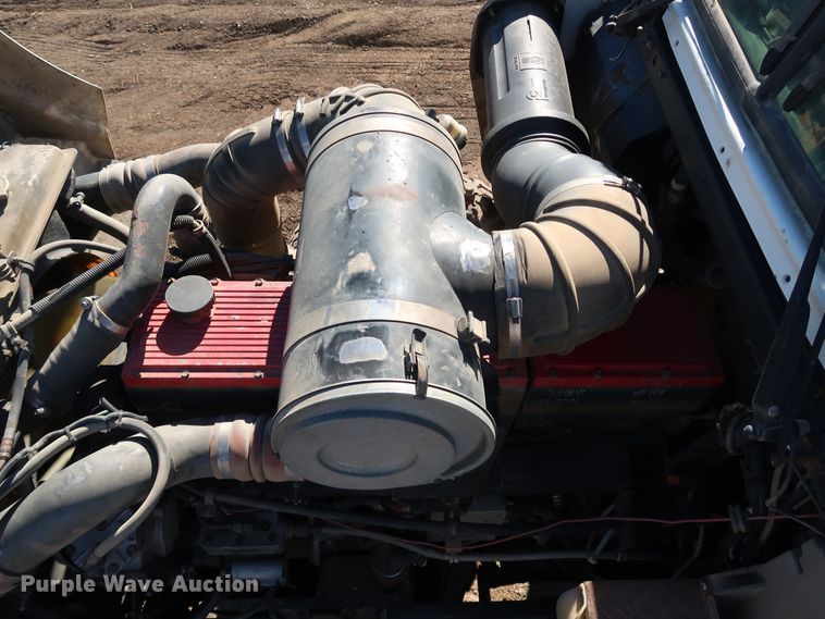 image for item DK3569 2003 Kenworth T800  semi truck