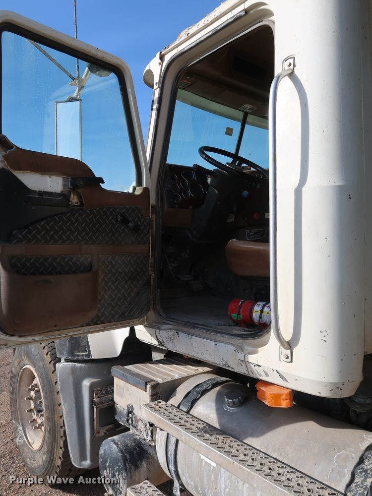 image for item DK3573 2008 Mack GU713  dump truck