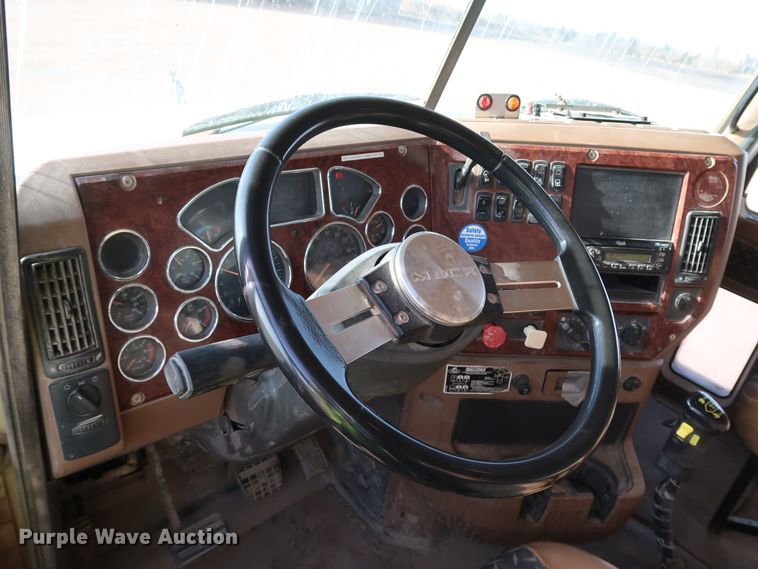 image for item DK3573 2008 Mack GU713  dump truck