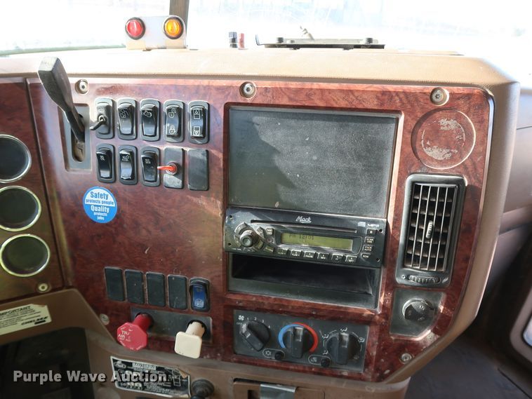 image for item DK3573 2008 Mack GU713  dump truck