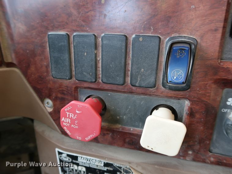 image for item DK3573 2008 Mack GU713  dump truck