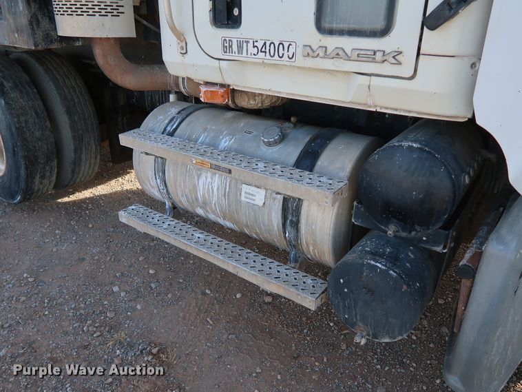 image for item DK3573 2008 Mack GU713  dump truck