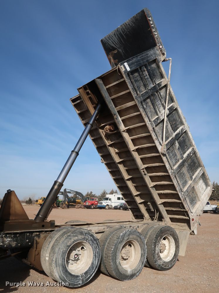 image for item DK3573 2008 Mack GU713  dump truck