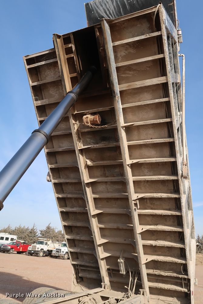 image for item DK3573 2008 Mack GU713  dump truck