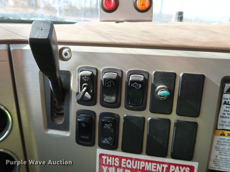 image for item DK3574 2009 Mack GU713  dump truck