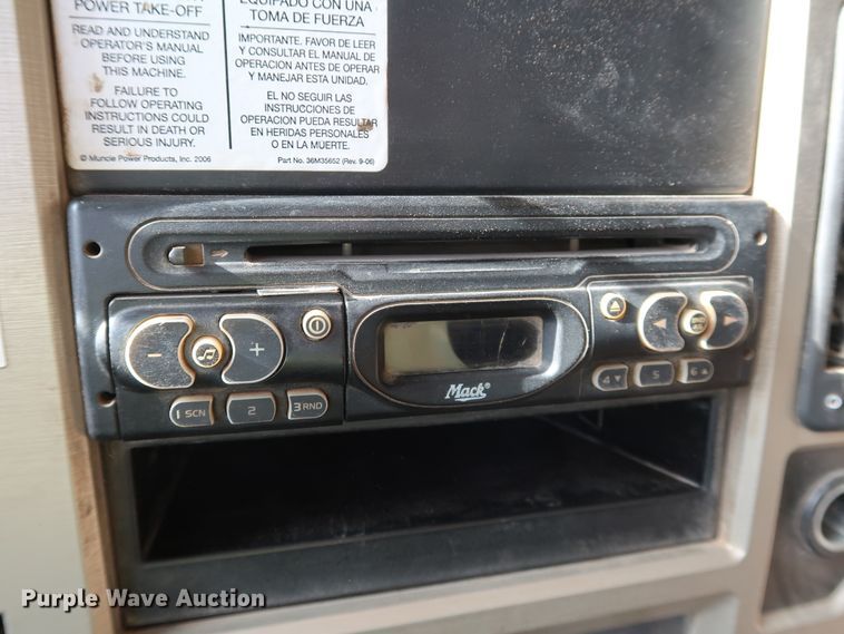 image for item DK3574 2009 Mack GU713  dump truck