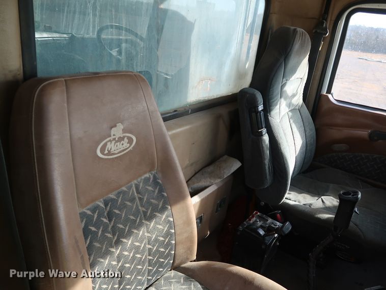 image for item DK3574 2009 Mack GU713  dump truck