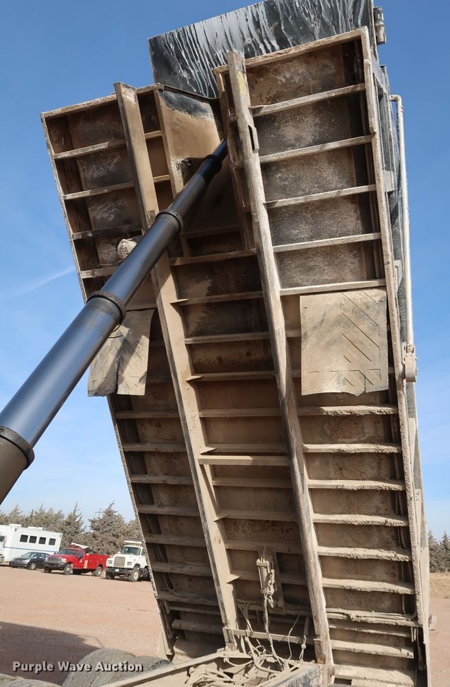 image for item DK3574 2009 Mack GU713  dump truck